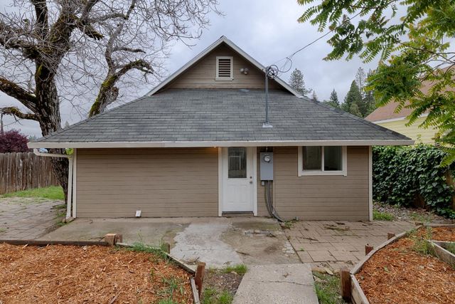 214 N Main St, Colfax, CA 95713