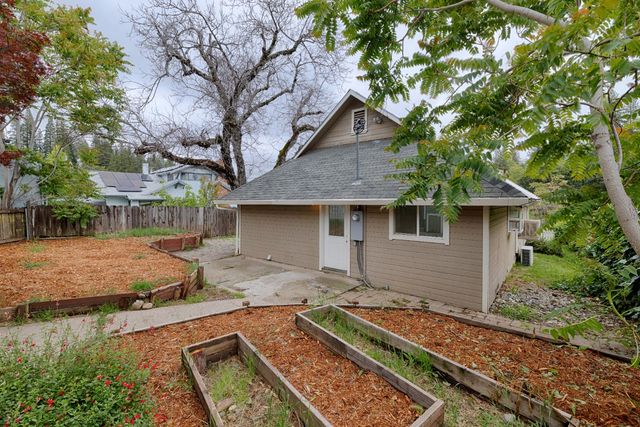 214 N Main St, Colfax, CA 95713