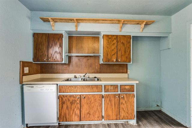 605 Lions Park Place, Oklahoma City, OK 73110