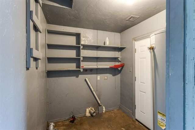 605 Lions Park Place, Oklahoma City, OK 73110