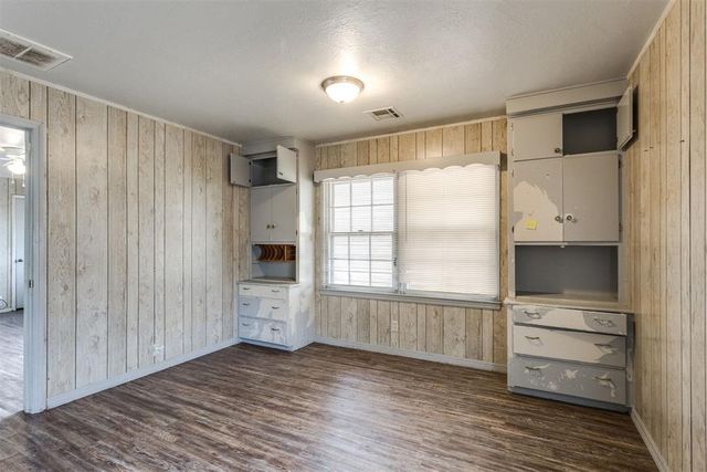 605 Lions Park Place, Oklahoma City, OK 73110