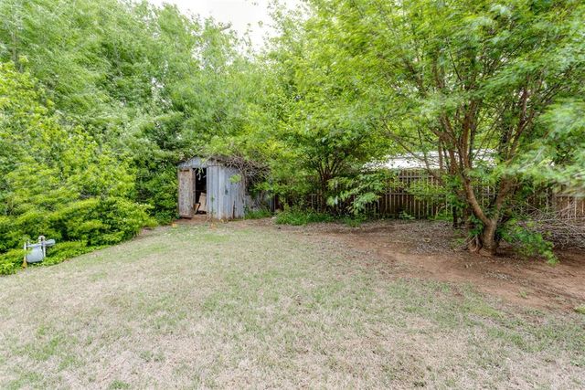 605 Lions Park Place, Oklahoma City, OK 73110