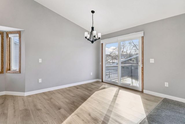 9524 208th Street W, Lakeville, MN 55044