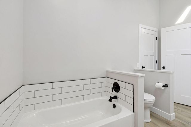 9524 208th Street W, Lakeville, MN 55044