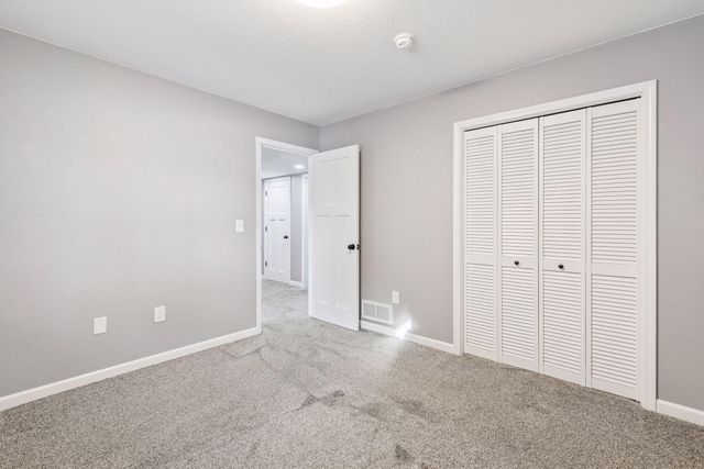 9524 208th Street W, Lakeville, MN 55044