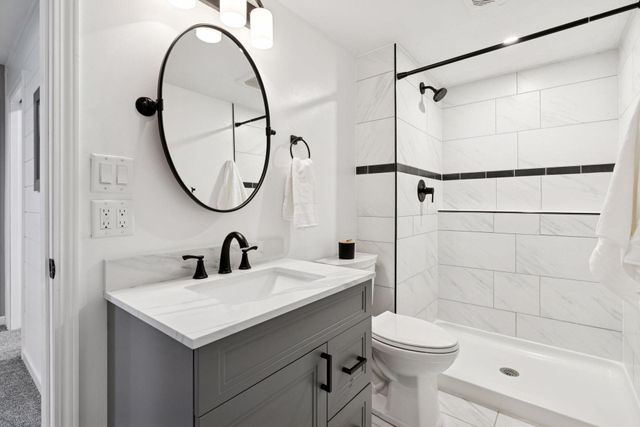 9524 208th Street W, Lakeville, MN 55044