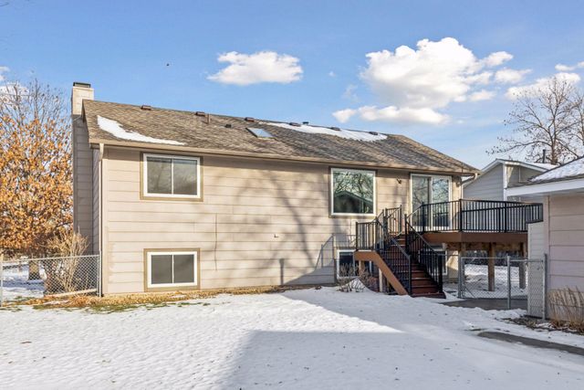 9524 208th Street W, Lakeville, MN 55044