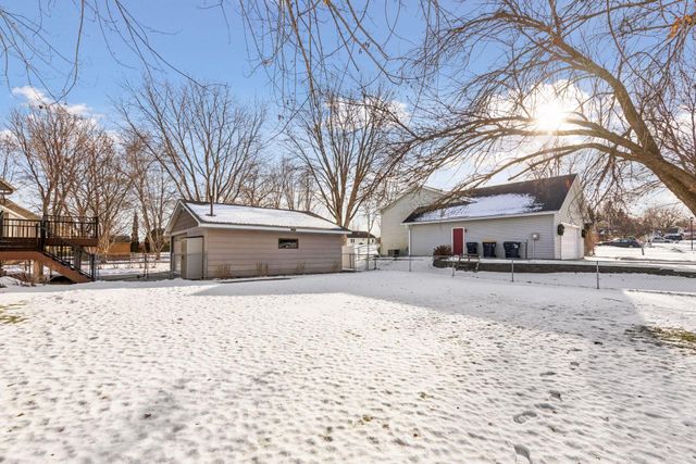 9524 208th Street W, Lakeville, MN 55044