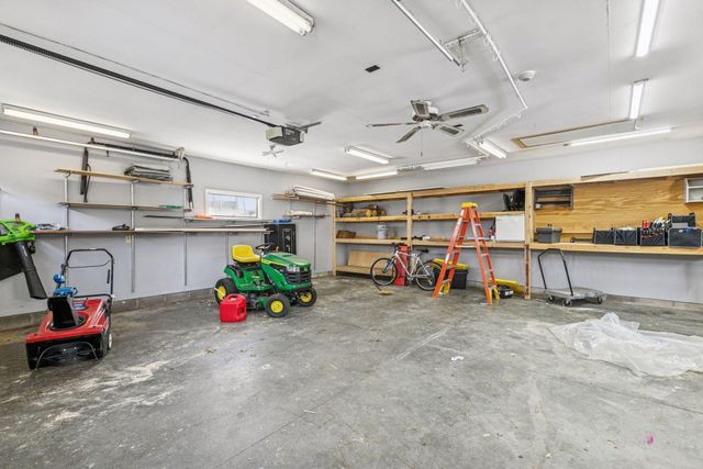 9524 208th Street W, Lakeville, MN 55044