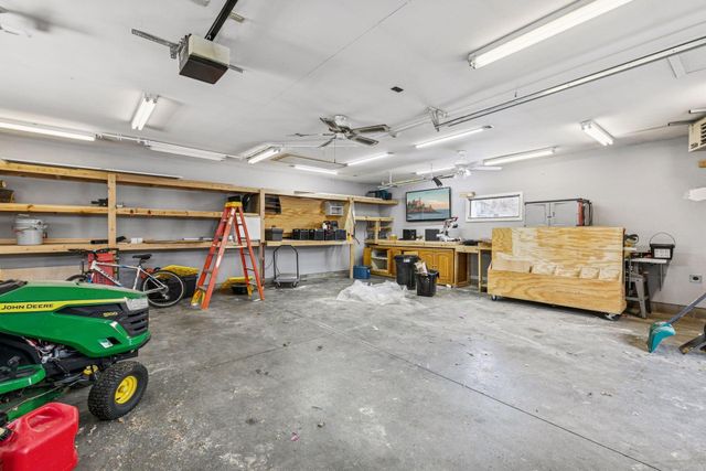 9524 208th Street W, Lakeville, MN 55044