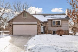 9524 208th Street W, Lakeville, MN 55044