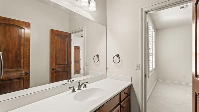 12300 Maiden Lane, Oklahoma City, OK 73142