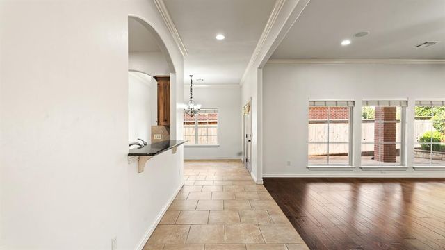 12300 Maiden Lane, Oklahoma City, OK 73142