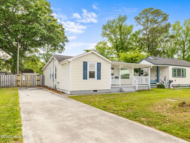 215 Richlands Avenue, Jacksonville, NC 28540