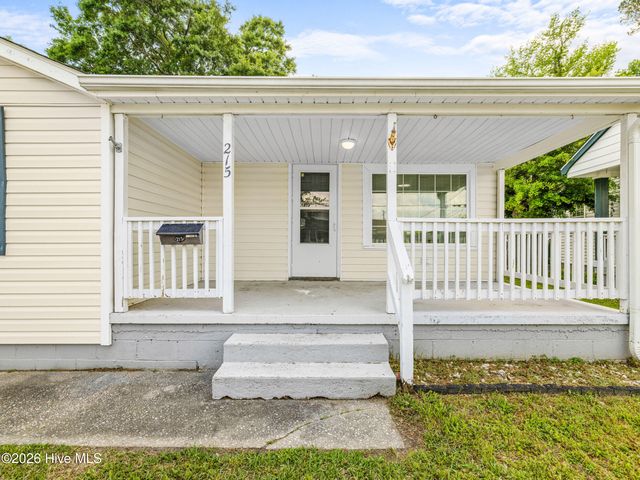 215 Richlands Avenue, Jacksonville, NC 28540