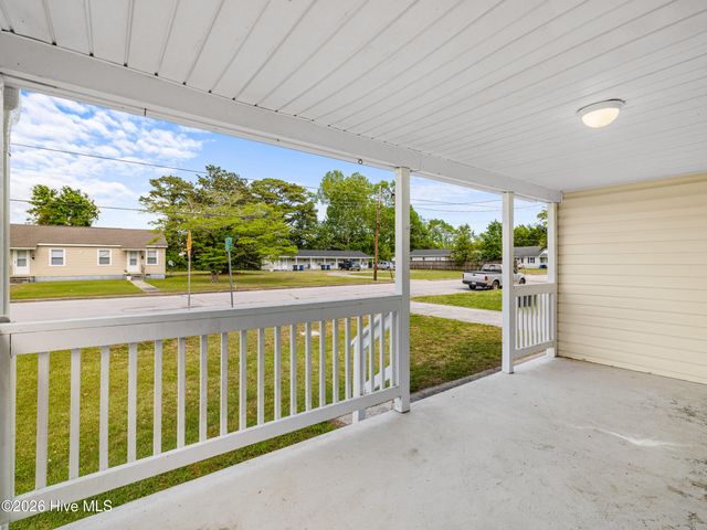 215 Richlands Avenue, Jacksonville, NC 28540
