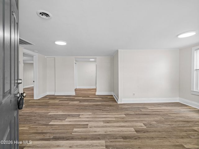 215 Richlands Avenue, Jacksonville, NC 28540