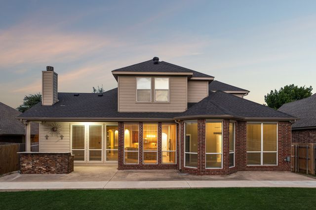721 Date Court, Burleson, TX 76028