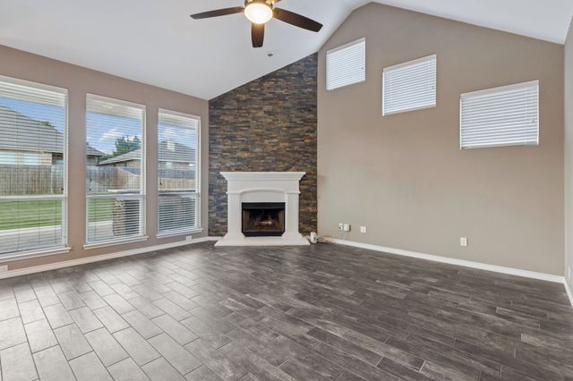 721 Date Court, Burleson, TX 76028