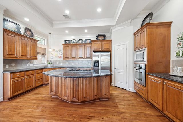 5768 Sugar Hill Drive, Houston, TX 77057