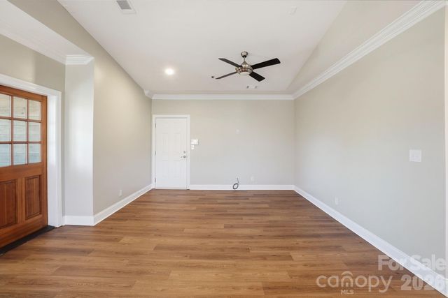 111 S Summit Avenue, Charlotte, NC 28208