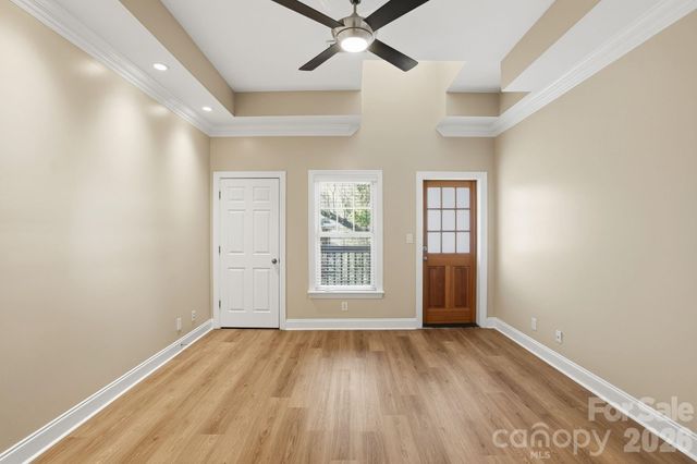 111 S Summit Avenue, Charlotte, NC 28208