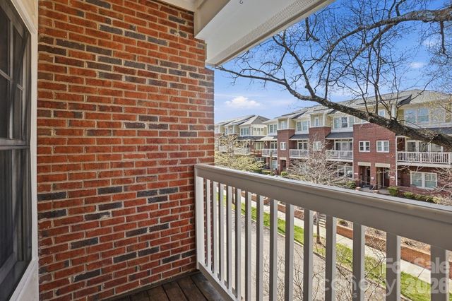 111 S Summit Avenue, Charlotte, NC 28208