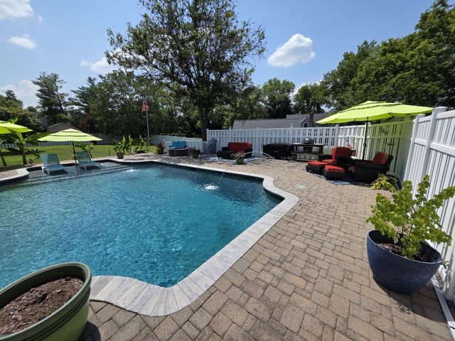 101 Shady Cv, Old Hickory, TN 37138