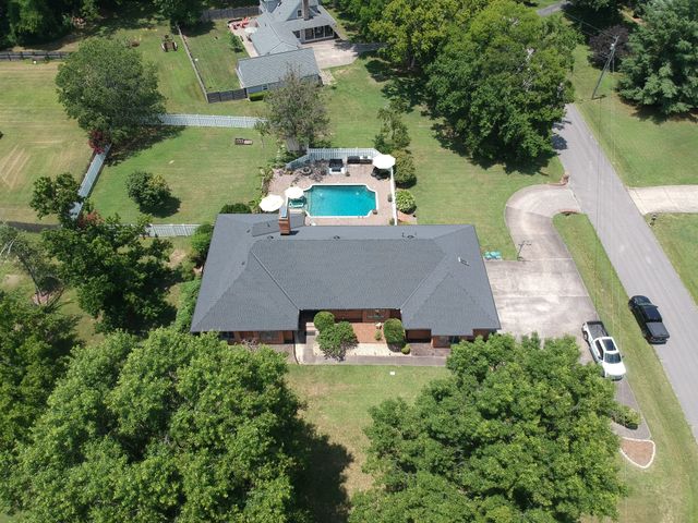 101 Shady Cv, Old Hickory, TN 37138