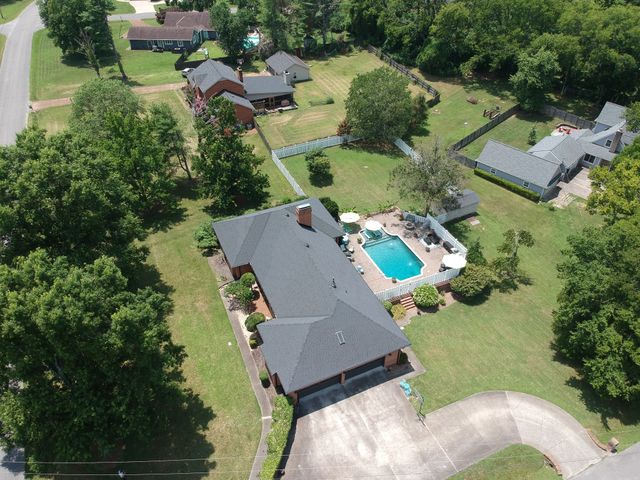 101 Shady Cv, Old Hickory, TN 37138