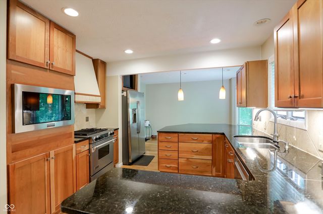 2001 Beach Avenue, Indianapolis, IN 46240