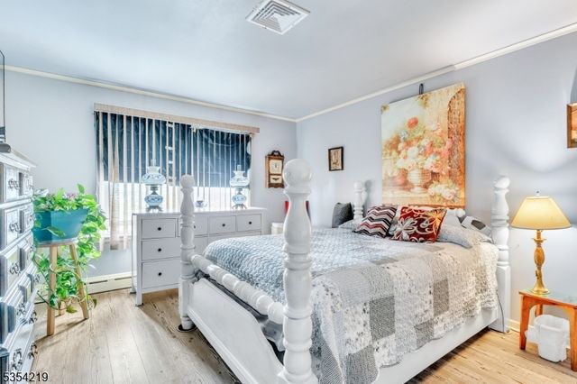 2 Grand Summit Ave, Haledon Boro, NJ 07508
