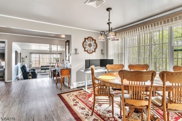 2 Grand Summit Ave, Haledon Boro, NJ 07508