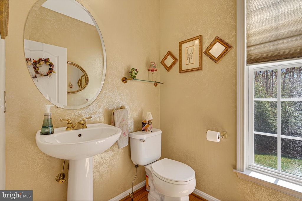 Image 19 of property listing at 1504 OAKVILLE CT, Bel Air, MD 21014