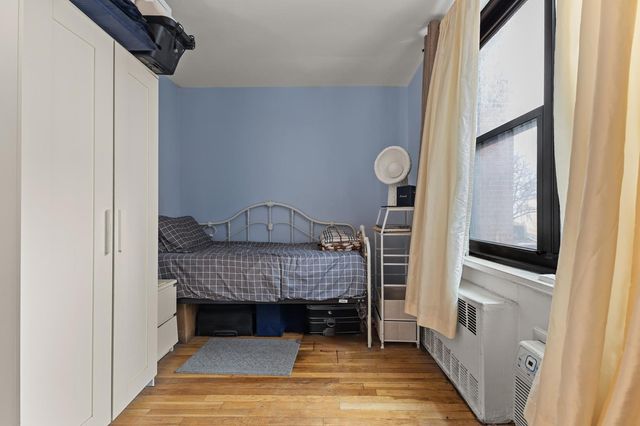 13915 83rd Ave Apt 330, New York City, NY 11435