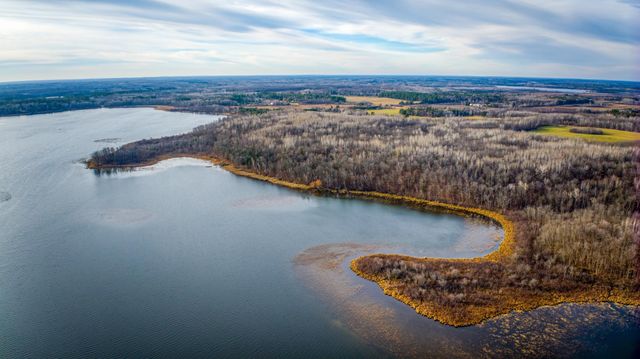 D Puposky Road NW, Bemidji, MN 56601
