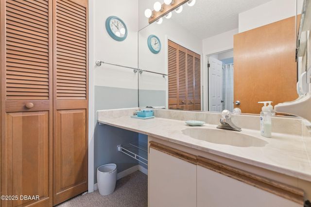 4405 Sea Mist Dr Apt 219, New Smyrna Beach, FL 32169