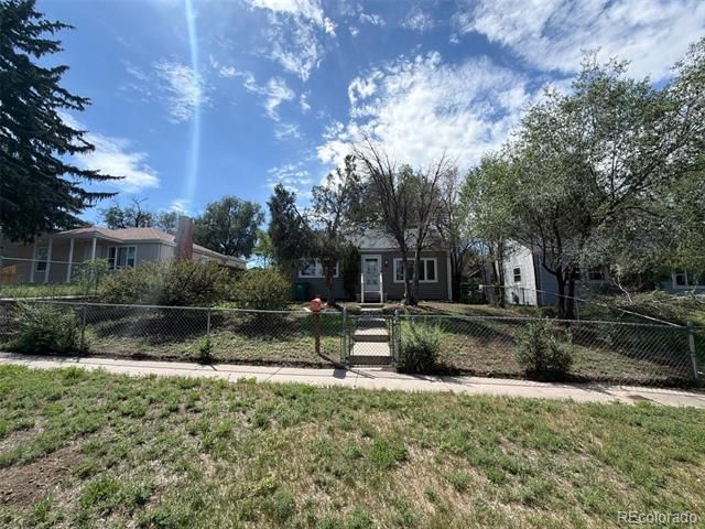 725 E Las Animas Street, Colorado Springs, CO 80903