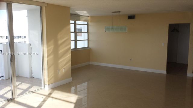 2750 NE 183rd Street 2305, Aventura, FL 33160