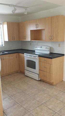 2750 NE 183rd Street 2305, Aventura, FL 33160