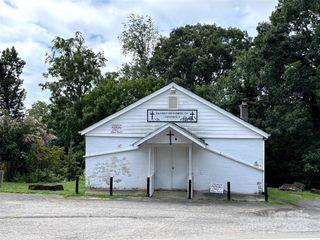 576 Deaverview Road, Asheville, NC 28806