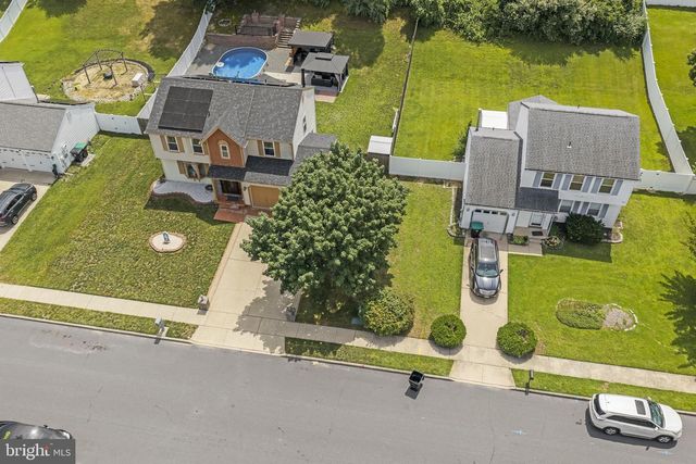 54 RANDOLPH LN, Sicklerville, NJ 08081