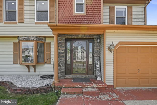 54 RANDOLPH LN, Sicklerville, NJ 08081