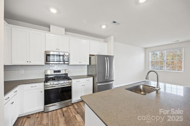 5038 Moss Pine Way, Fort Mill, SC 29708