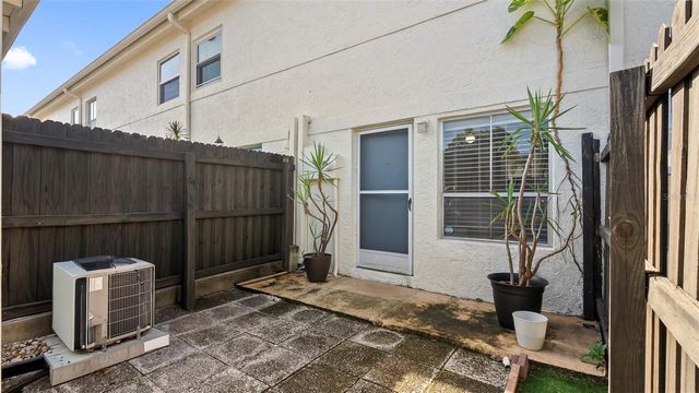 4227 LA PALMA COURT, Tampa, FL 33611
