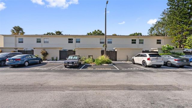 4227 LA PALMA COURT, Tampa, FL 33611