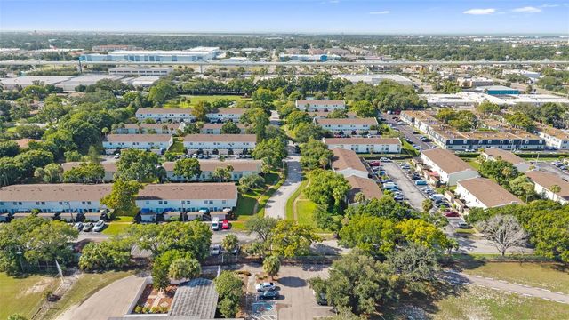 4227 LA PALMA COURT, Tampa, FL 33611