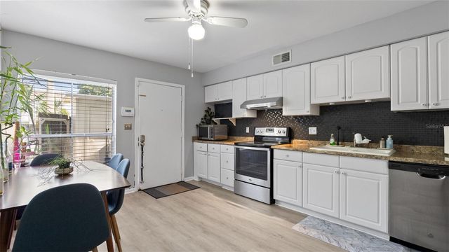 4227 LA PALMA COURT, Tampa, FL 33611