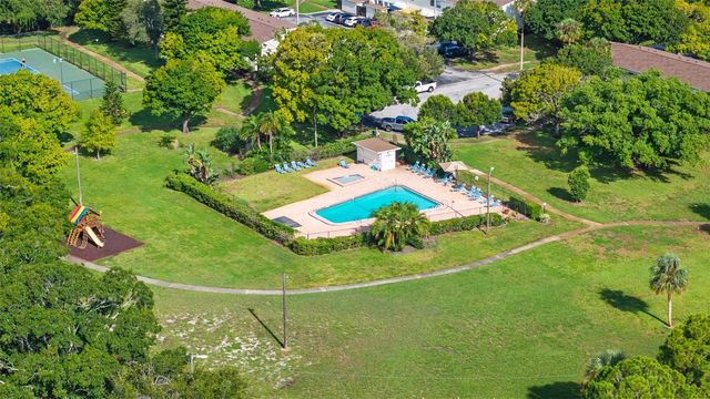 4227 LA PALMA COURT, Tampa, FL 33611