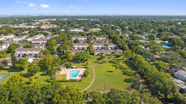 4227 LA PALMA COURT, Tampa, FL 33611